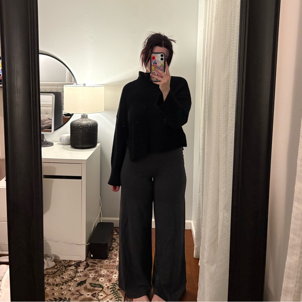 Wide leg pants